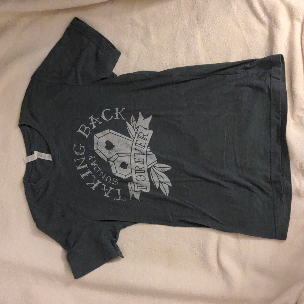 Taking Back Sunday Forever size small t shirt